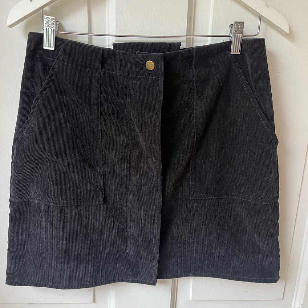 Love Riche Black Corduroy Mini Skirt Medium